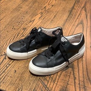 Attilio Giusti Leombruni black leather sneakers